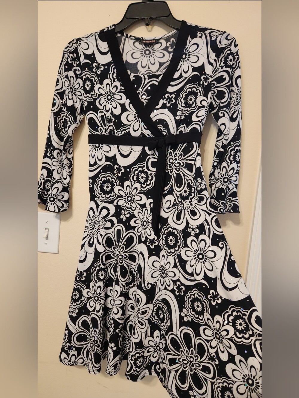 Black & White Floral Wrap-Style Women's Dress
